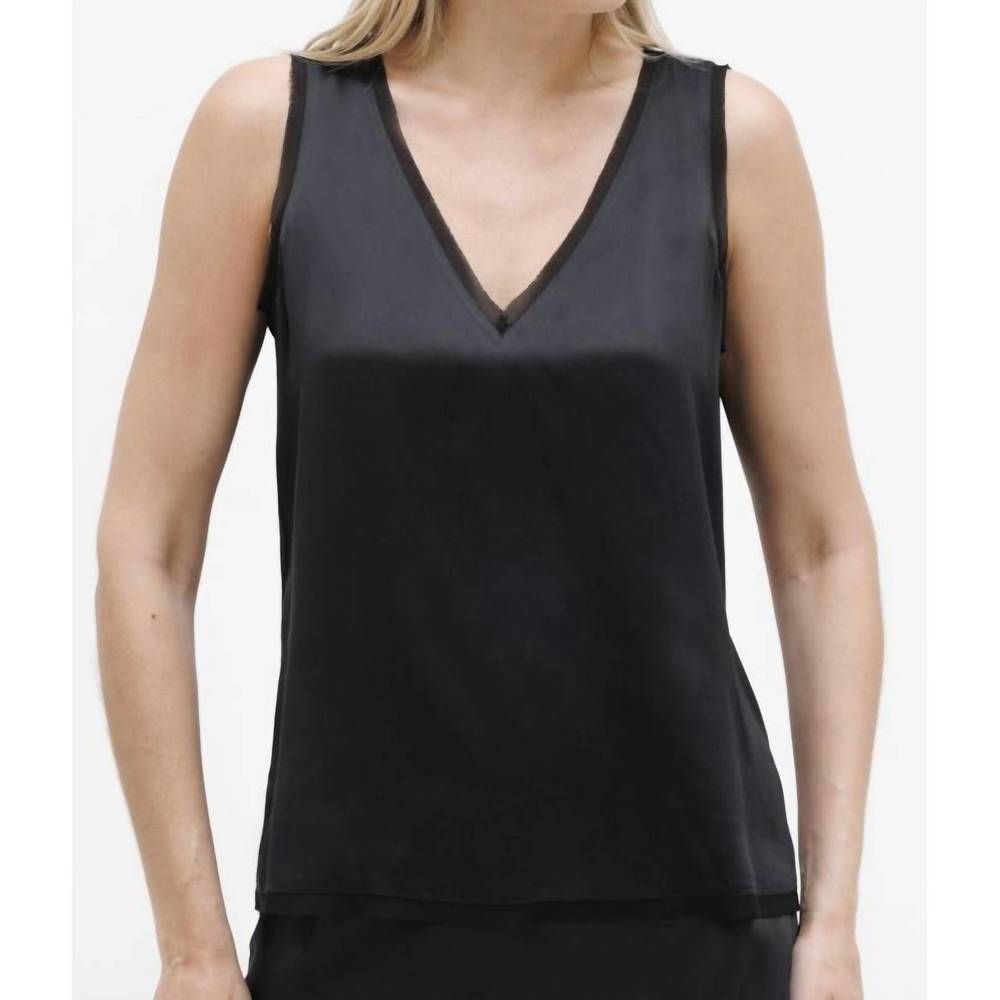 NEW GO BY GO SILK v-tee redux in washed black